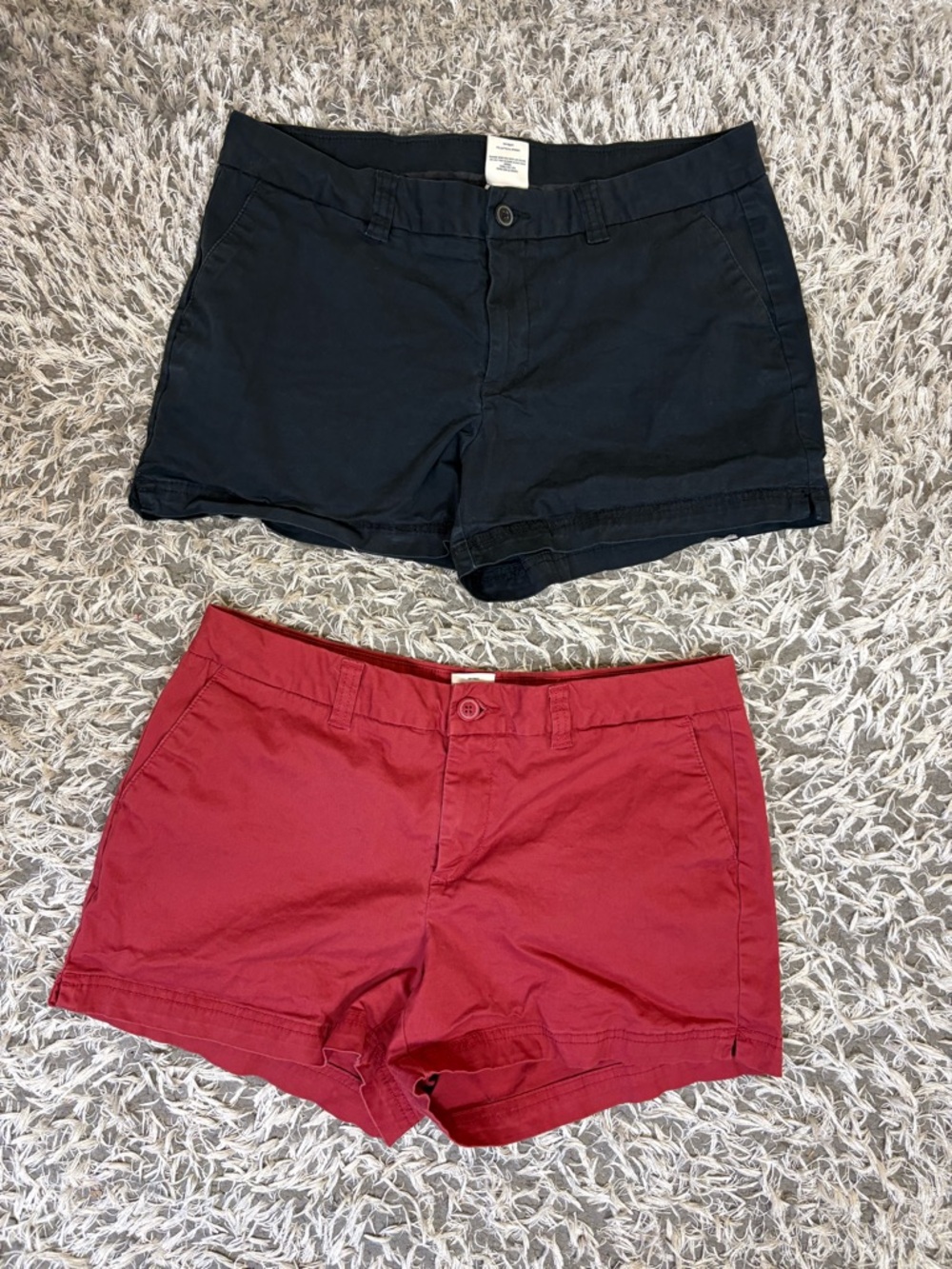 2 Magellan Shorts Womens 10 Blue Red Solid Chino Stretch Casual Stretch Outdoor